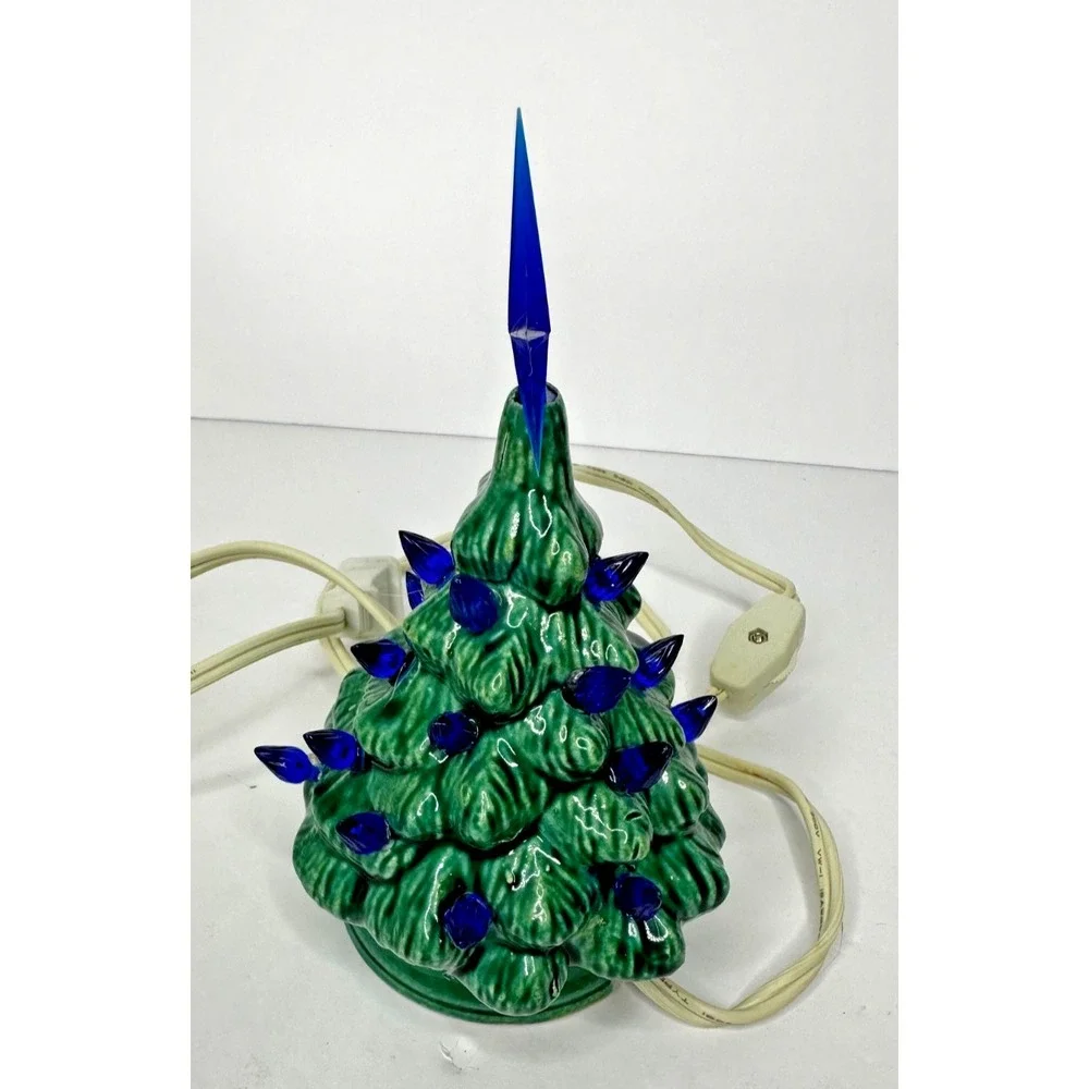 VTG Ceramic Light Up Christmas Tree Blue 5